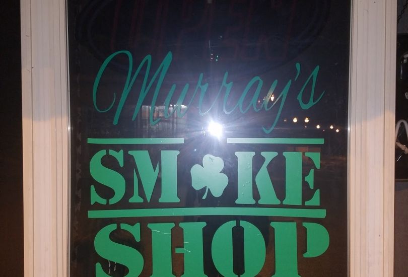Murray's Smoke Shop