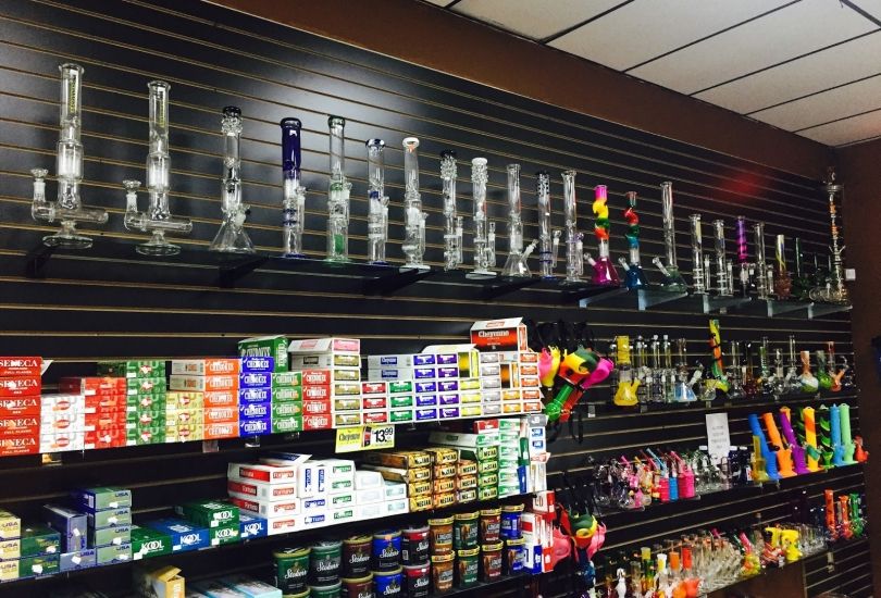 Tobacco World, Glass & Vape Shop