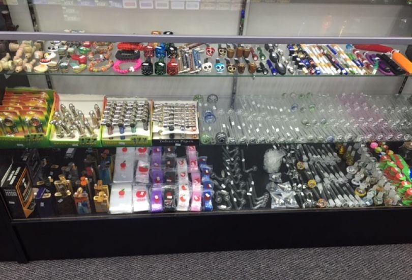 Tobacco World, Glass & Vape Shop