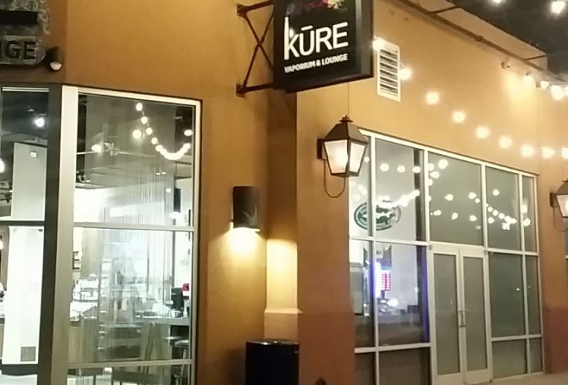 KURE Vaporium & Lounge - University