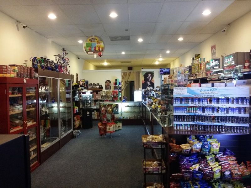 Moory Tobacco Outlet
