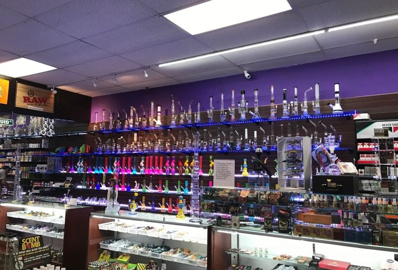 Tobacco Land & Vape Shop 2