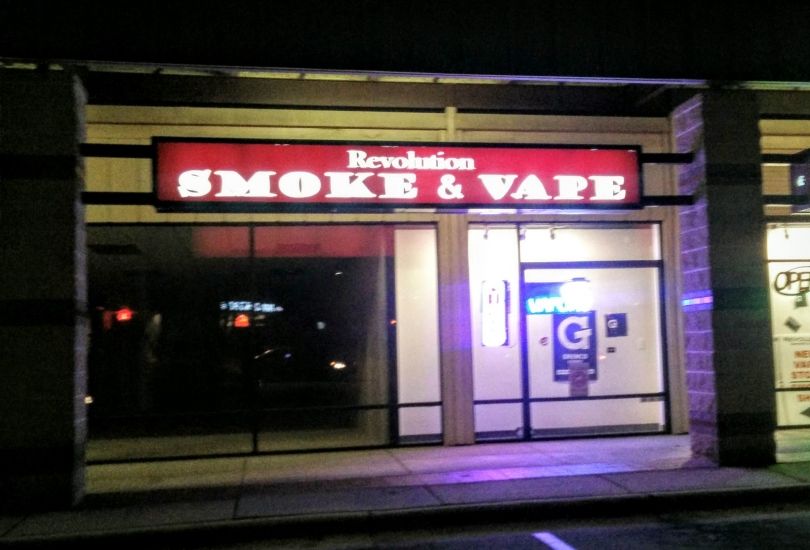 Revolution Smoke & Vape