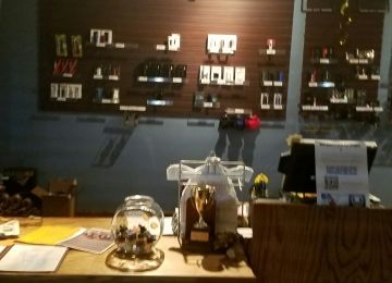 Dark City Vapor Main Store