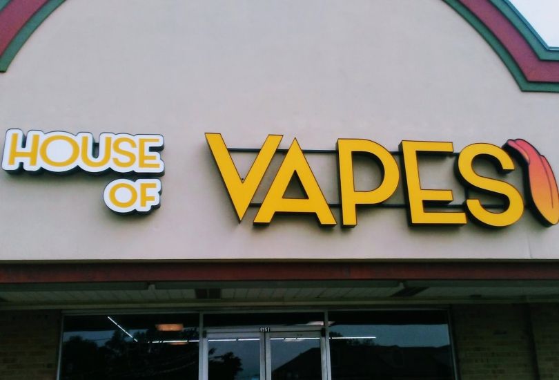 HOUSE OF VAPES CANTON