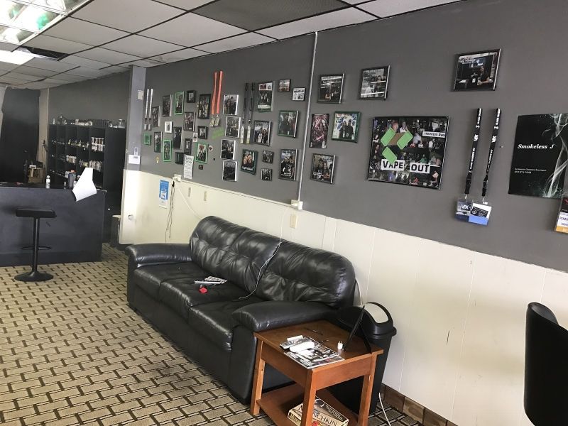 Smokeless J Vape Shop 503 Market St East Liverpool, OH