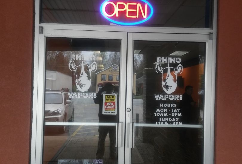 Rhino Vapors