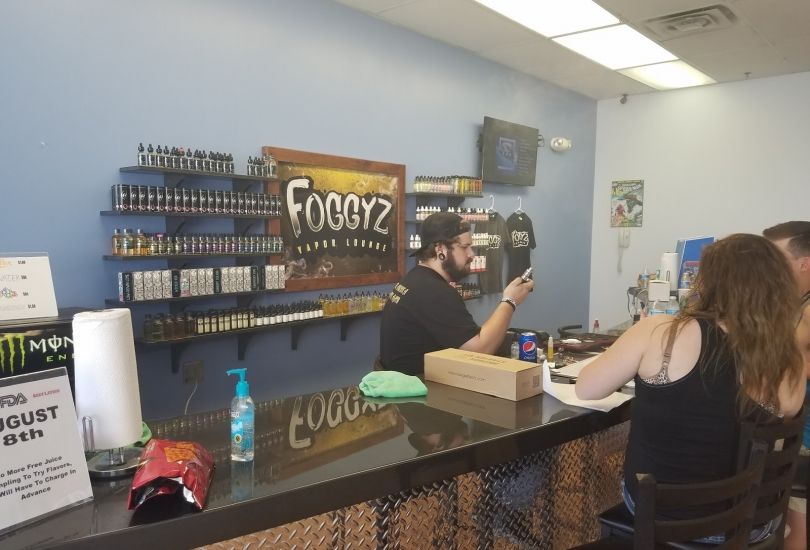 Foggyz Vapor Lounge