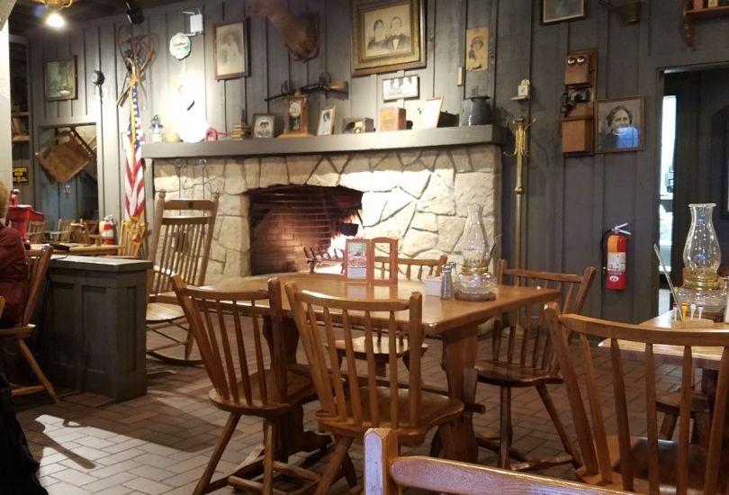 Cracker Barrel Old Country Store