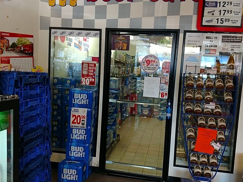 Smoker Friendly 928 Division St Parkersburg, WV