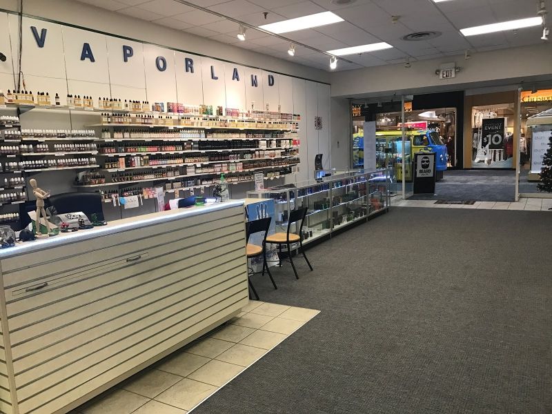 Vapor Land Eastwood Mall 5555 Youngstown Warren Rd unit 248 Niles, OH
