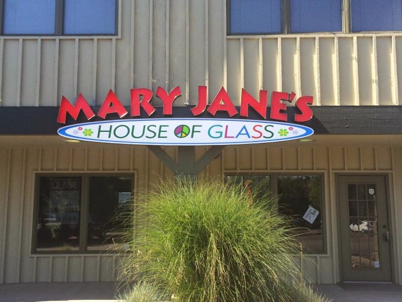 Mary Jane's House of Glass 17937 SW McEwan Rd Tigard, OR