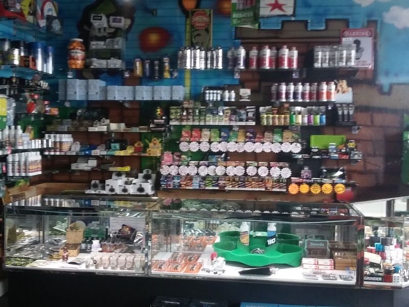 Sky High Smoke N Accessories - 912 S Central Ave Medford, OR