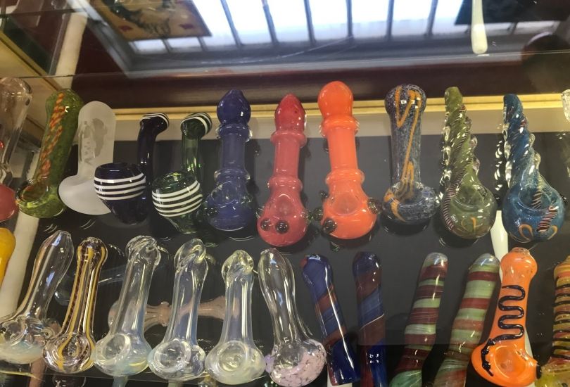 Puff Pass Glass